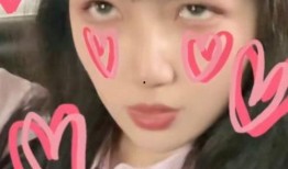 女朋友的吃瓜视频在线看,与女友共赏吃瓜视频的甜蜜时光