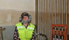 黄马甲吃瓜最新视频