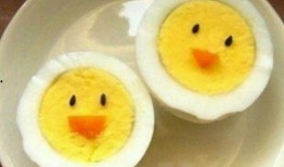 大瓜吃蛋仔视频,揭秘热门短视频背后的趣味与创意