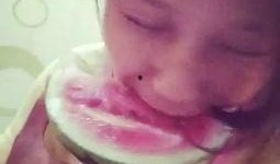 微笑吃大瓜的视频大全集,微笑吃大瓜视频全集精彩回顾