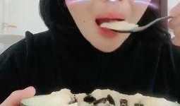 微笑吃大瓜的视频大全集,微笑吃大瓜视频全集精彩回顾