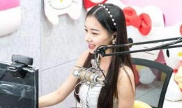 12大美女吃瓜视频直播,美艳瞬间尽收眼底