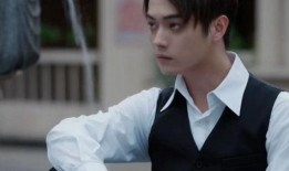 许凯吃瓜采访视频全集免费观看,揭秘明星幕后生活