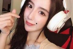 利川美女吃瓜图片视频大全,图片视频大全带你领略风情万种