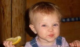 爆笑吃瓜菌理发视频,笑料百出，理发师手艺太绝了！