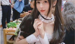 蔡萝莉吃瓜视频完整,揭秘网红幕后生活片段