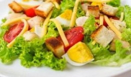 腊肠可以炒吊瓜吃吗视频,家常美味新搭配