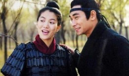 女扮男装上朝吃瓜视频,宫廷吃瓜现场揭秘