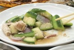 鸡美吃瓜视频,揭秘网红美食背后的趣味故事