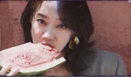 九街吃瓜视频在线播放,带你领略网络热点的魅力瞬间