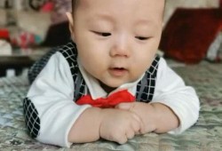 吃瓜讲八卦搞笑视频,揭秘搞笑视频背后的八卦风云