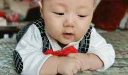 吃瓜讲八卦搞笑视频,揭秘搞笑视频背后的八卦风云