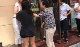 街边的吃瓜大妈视频,揭秘日常生活的趣味瞬间