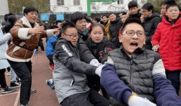 淄博体育老师吃瓜事件视频,校园内幕引发热议