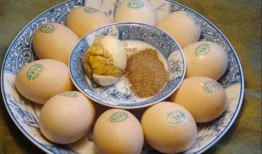 外地人吃兰州白兰瓜视频,感受瓜城魅力